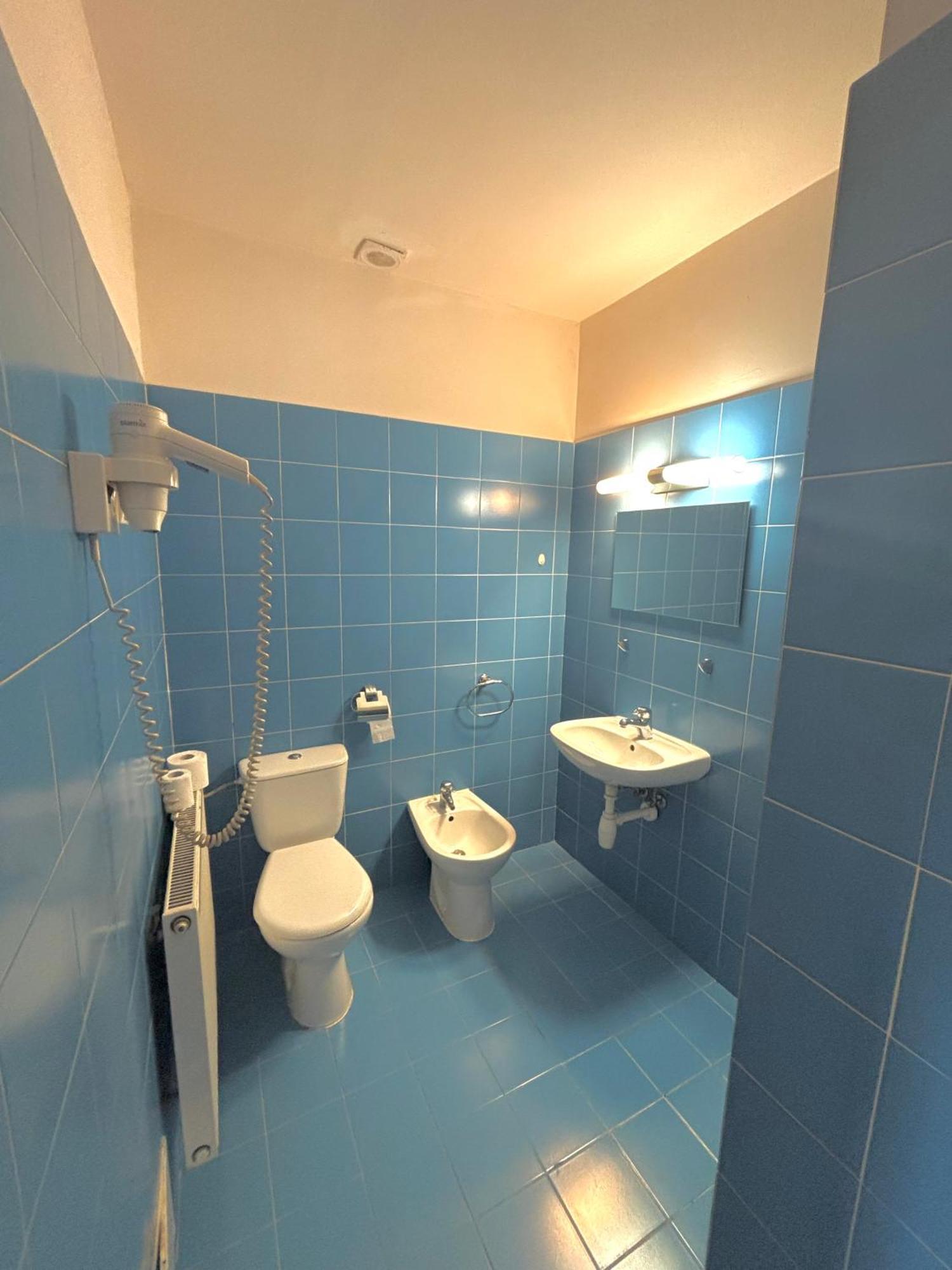 Hostel Nuove Frontiere نيسة المظهر الخارجي الصورة