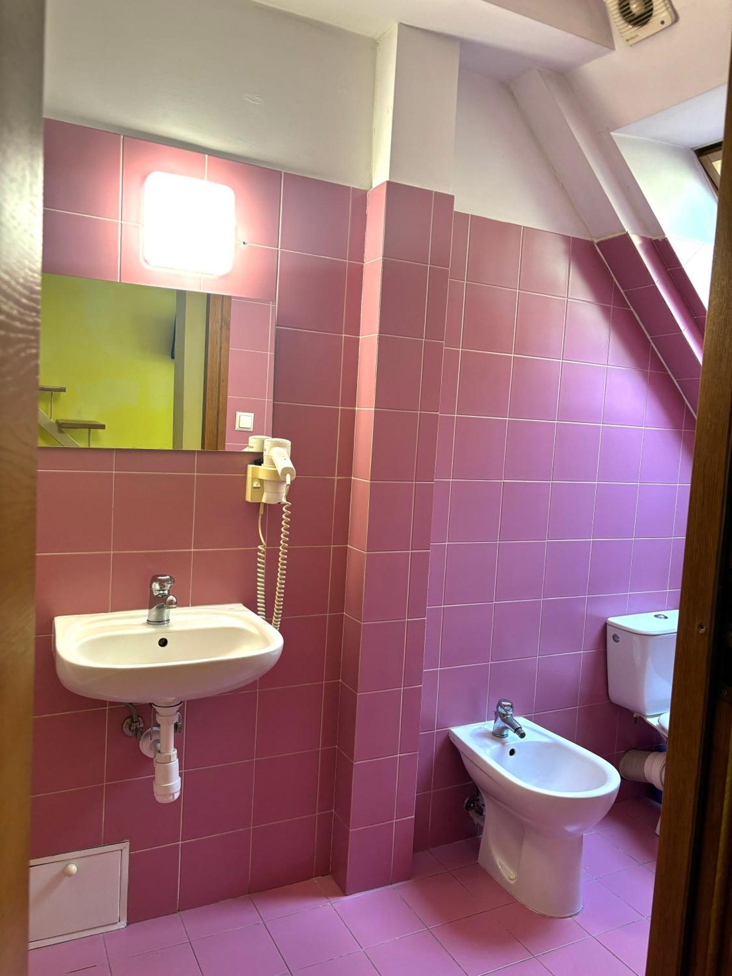 Hostel Nuove Frontiere نيسة المظهر الخارجي الصورة